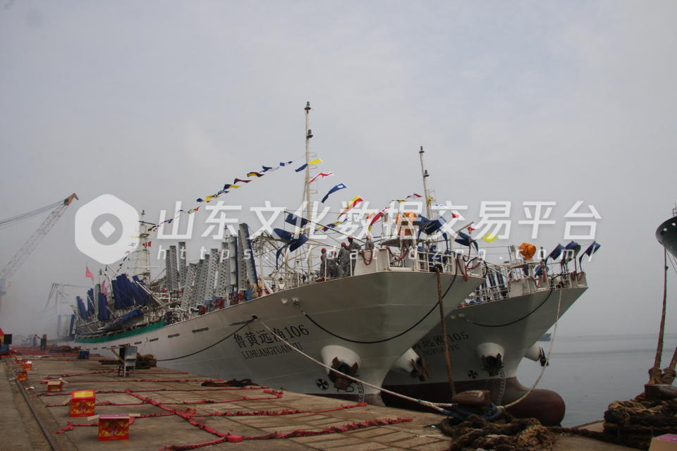 青岛远洋捕捞渔船