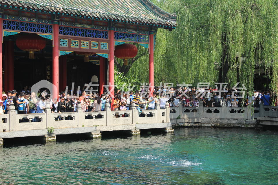 五一期间的趵突泉