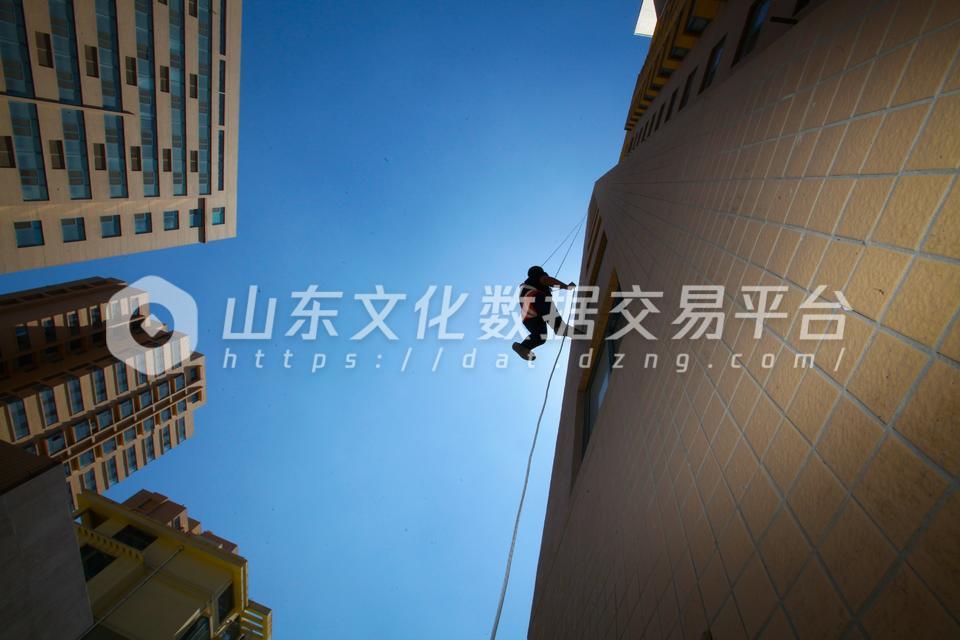 空中速降逃生