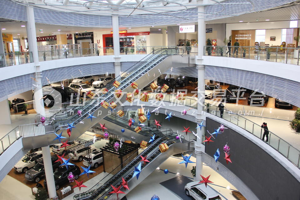 进口商品总部基地内部情况