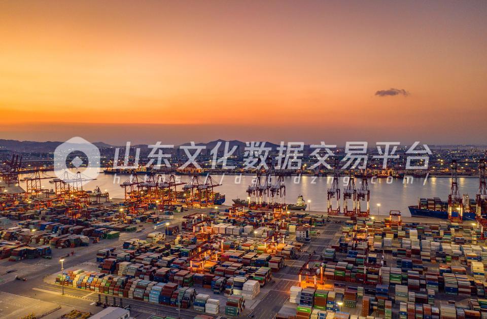 青岛港前湾集装箱码头