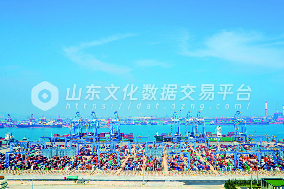 山东港口青岛港全自动化码头