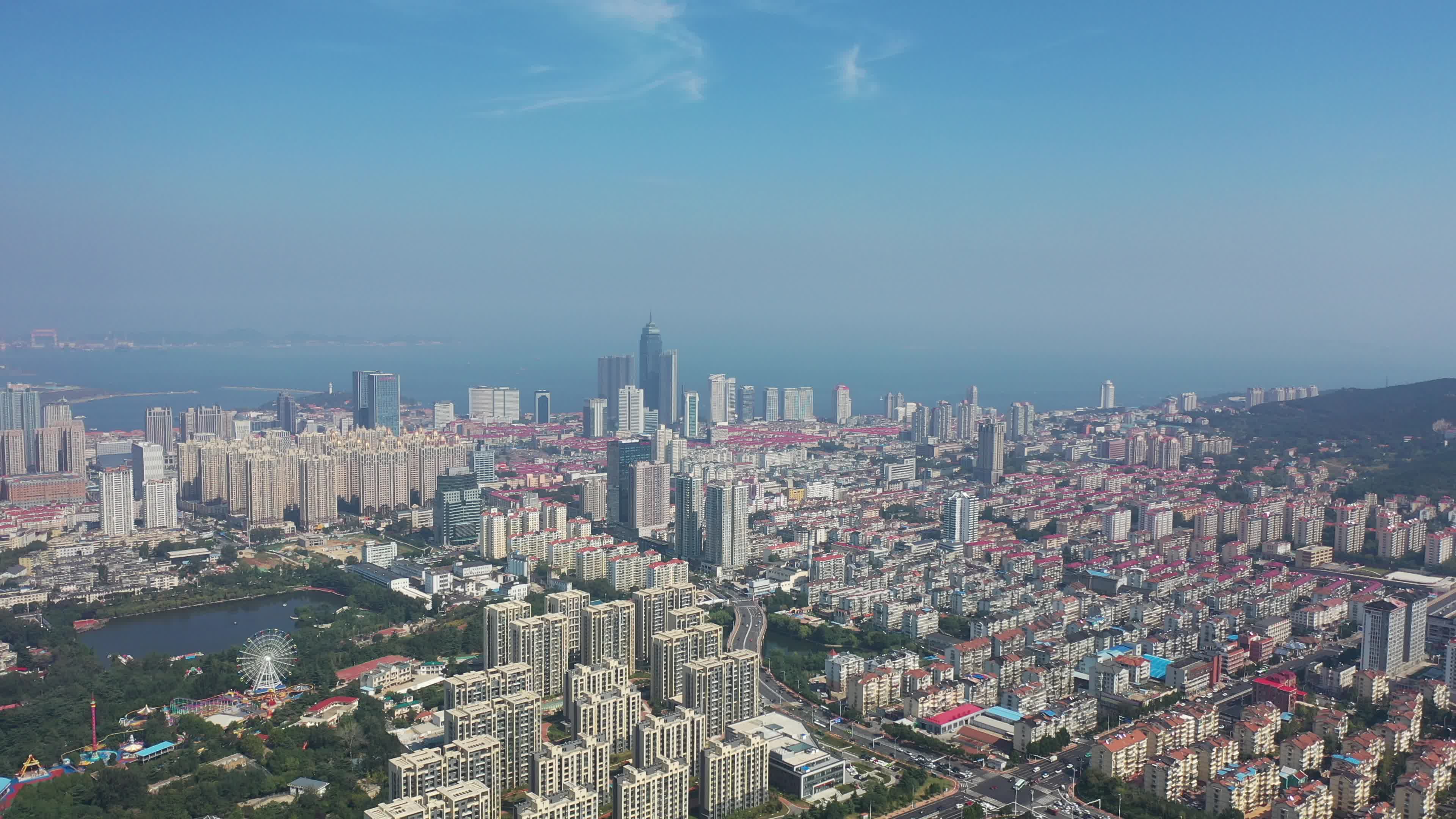 远眺芝罘区城景