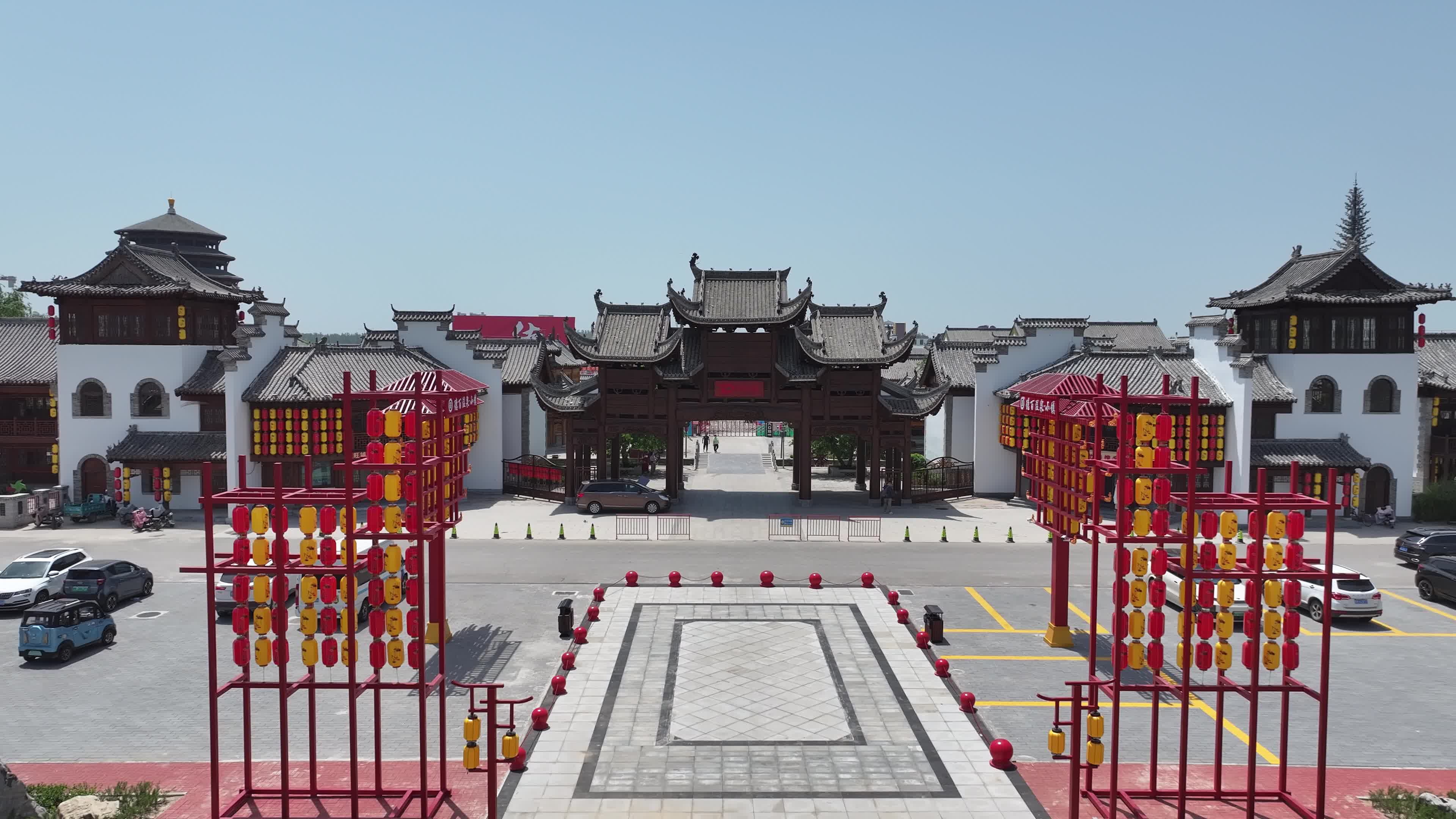 德影城大门