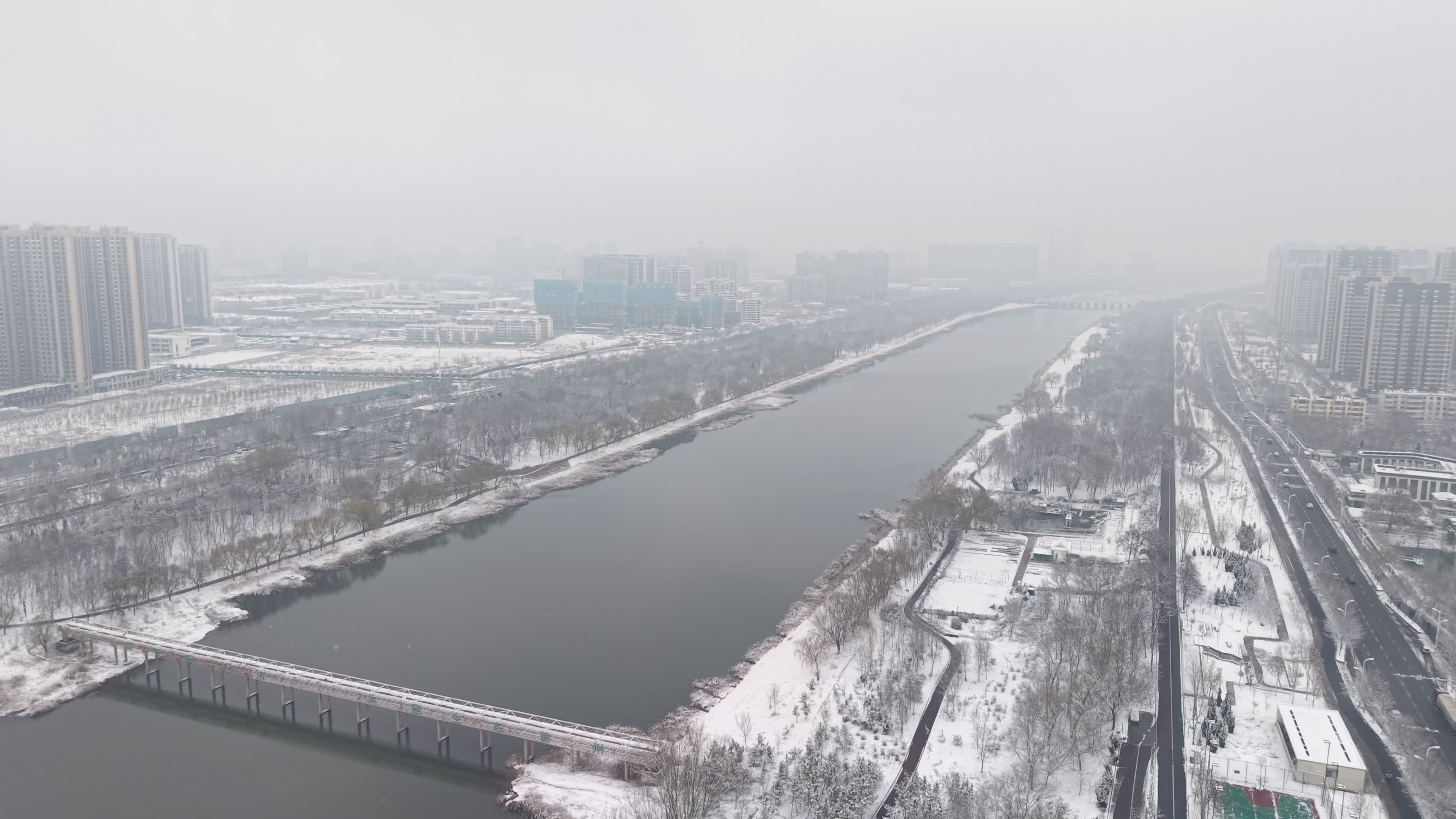 德州河景雪景