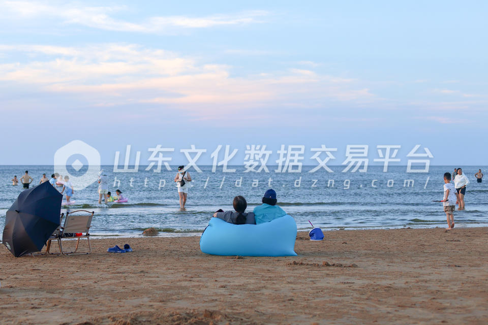 黄渤海新区金沙滩海水浴场