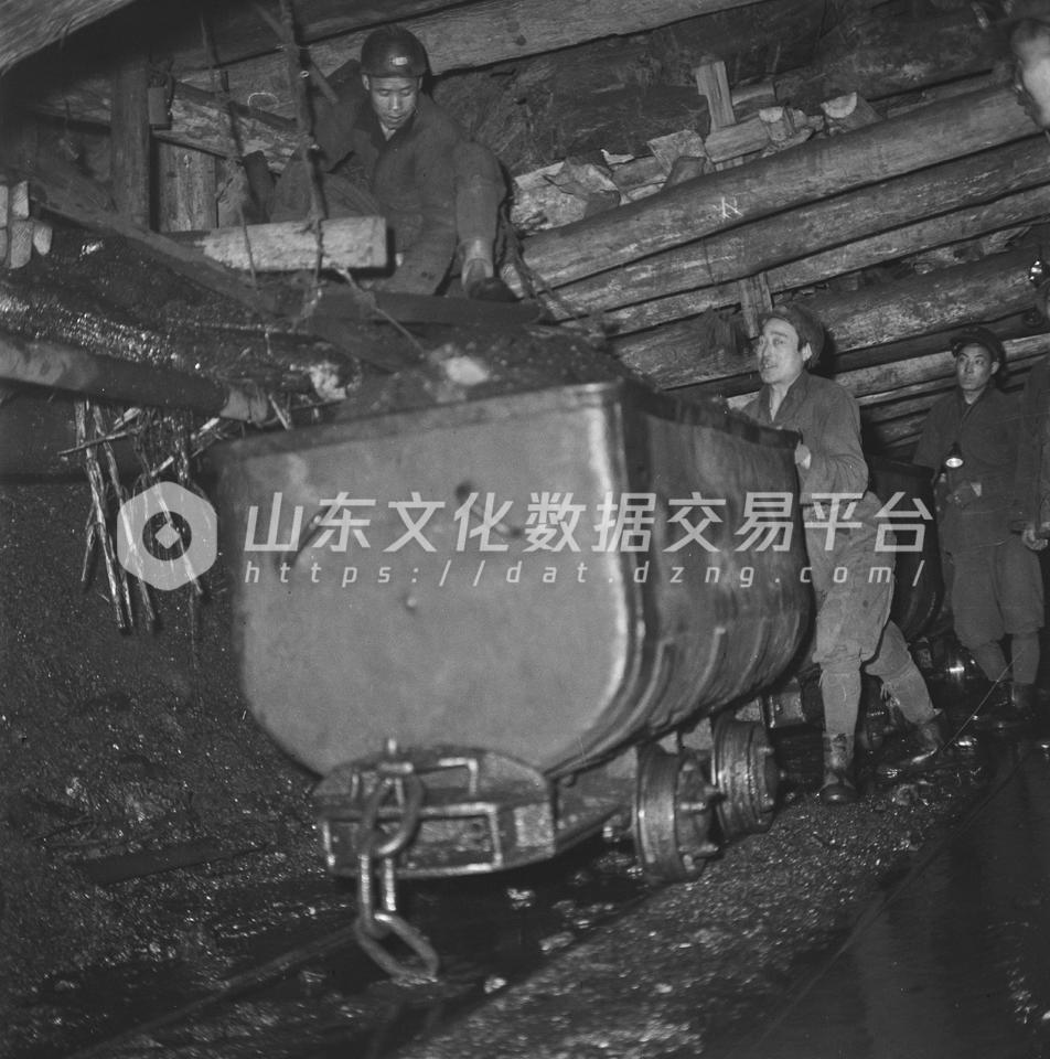 新汶矿务局各煤矿每日进度34米。