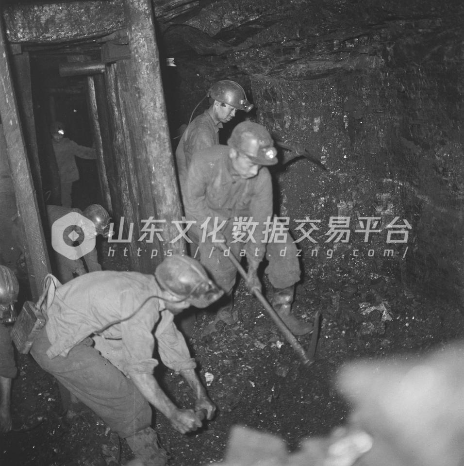 新汶矿务局孙村煤矿元旦开门红