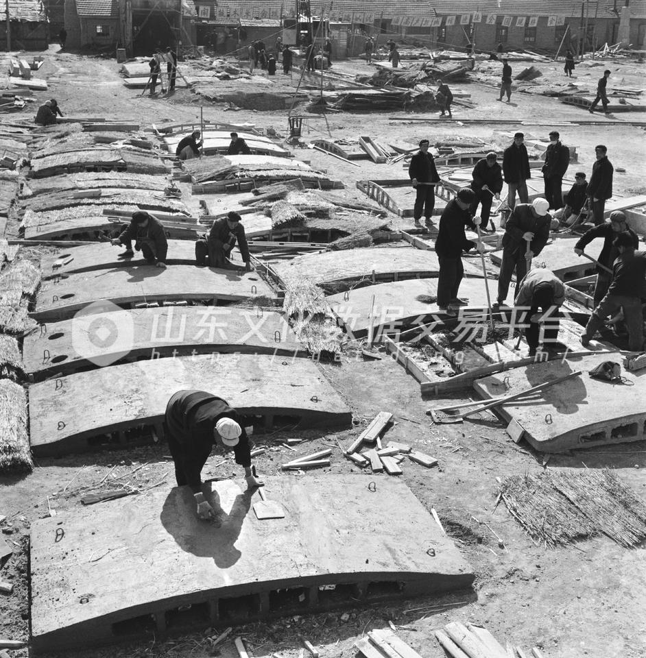 省建筑工程局矿渣预制件。