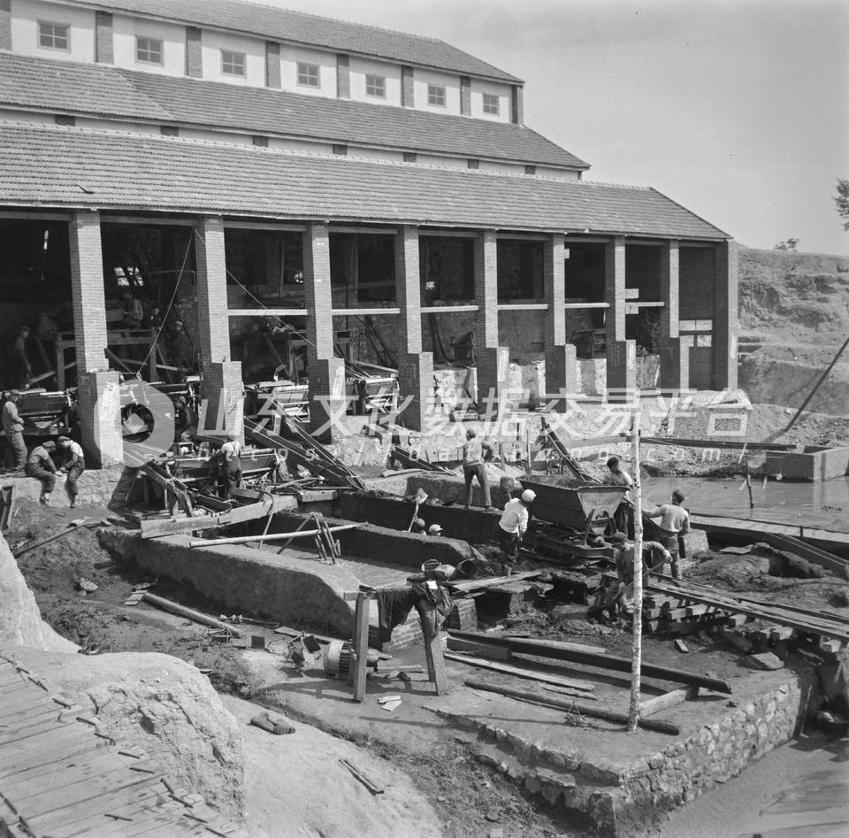 烟台祥山铁矿矿场。